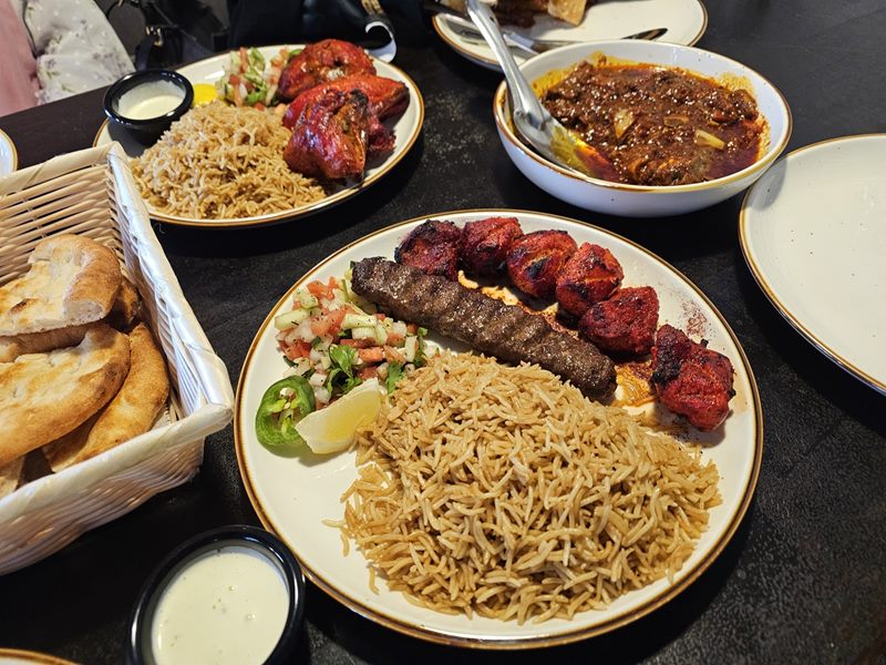 Ariana Kabob House food
